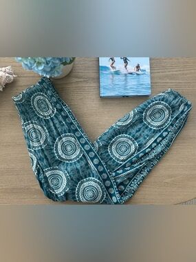 Lotus & Luna Teal and White Mandala Print Harem Pant